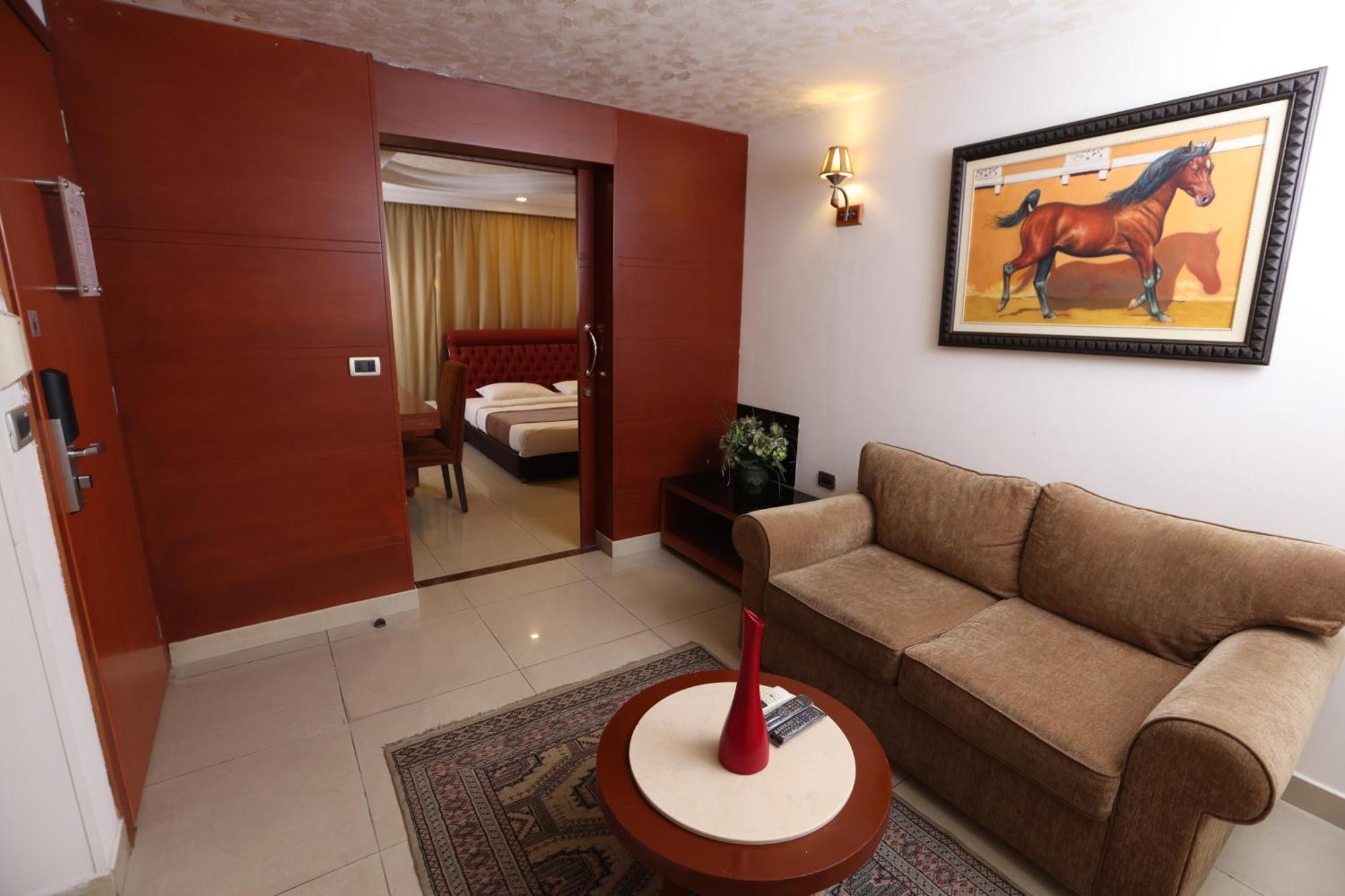 Duroy By Beverly Hotel 4*